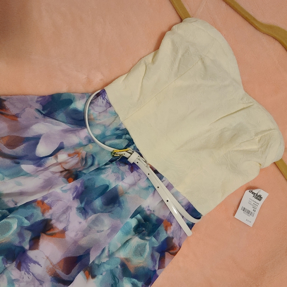 🆕️ Charlotte Russe - Strapless High Low Dress